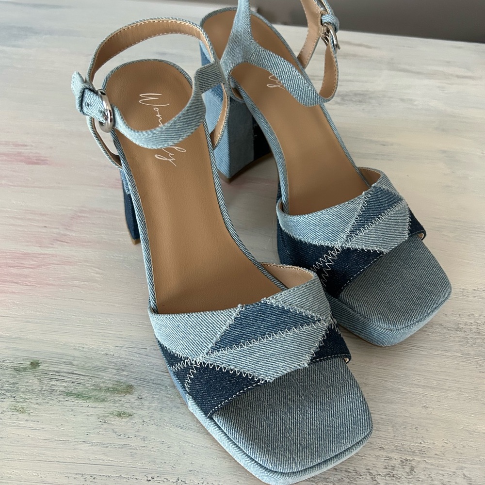 Women’s Heels - Picture 8 of 10